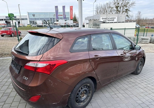 Hyundai I30 cena 11000 przebieg: 197000, rok produkcji 2013 z Zduny małe 29